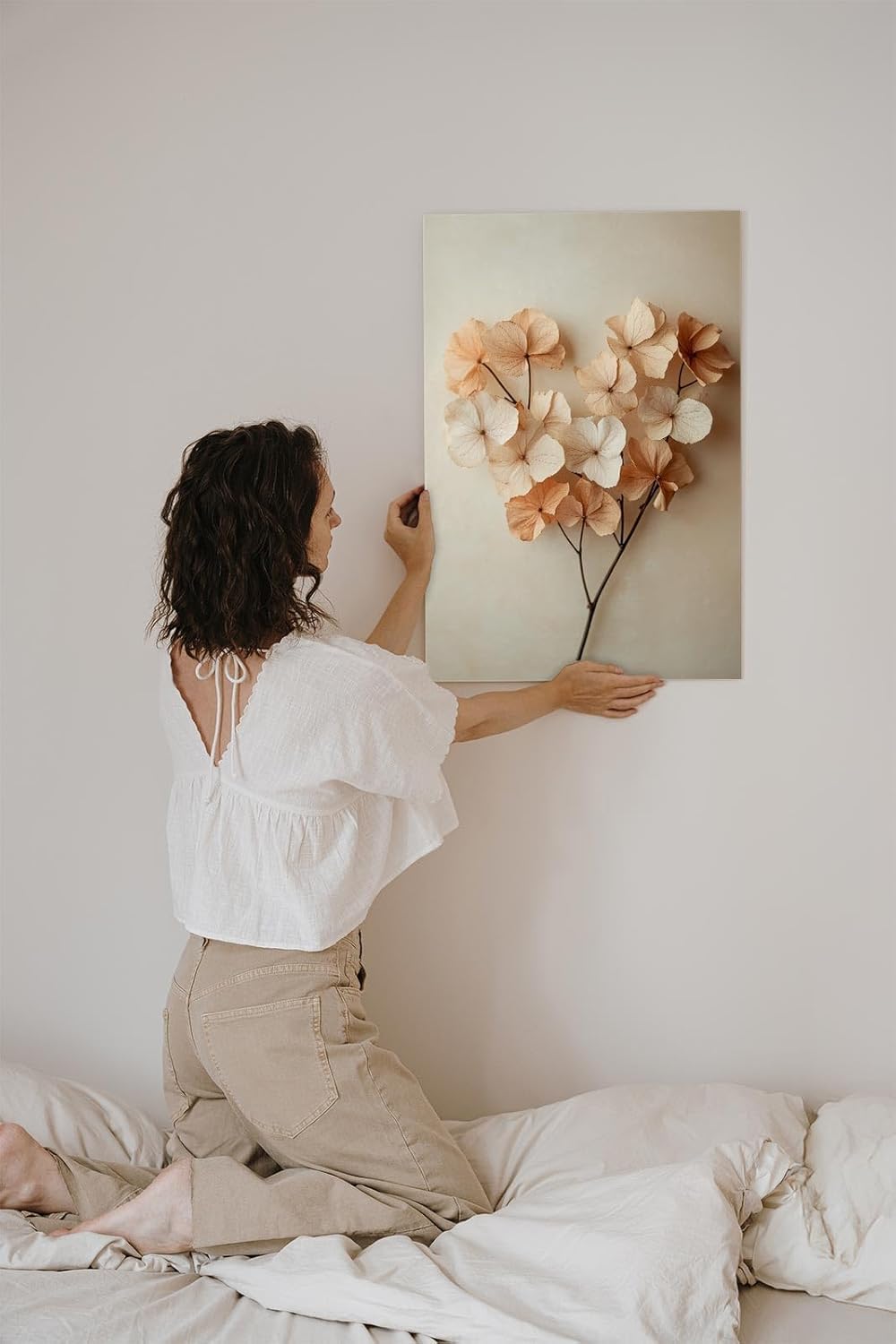 Paul Sinus 60x90cm Wandbild Herz der Natur – Zarte Blattpoesie in Beige als florales Kunstwerk Blume