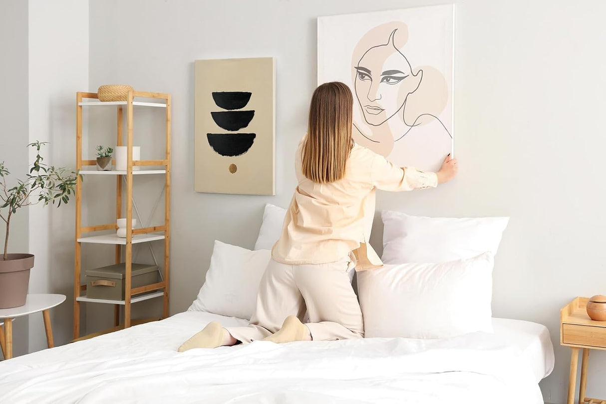 Paul Sinus 60x90cm Wandbild, Edle Harmonie in Fokusbalance – schwarze Schalen und goldener Kreis im Gleichgewicht