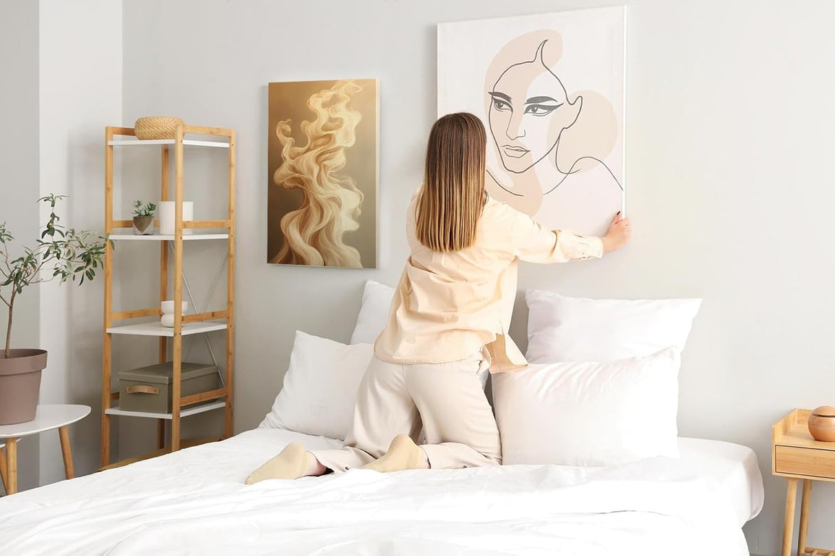 Paul Sinus 60x90cm Wandbild, Atemberaubende Dynamik in Schwungformen – Elegante Kunst in fließenden Beigetönen