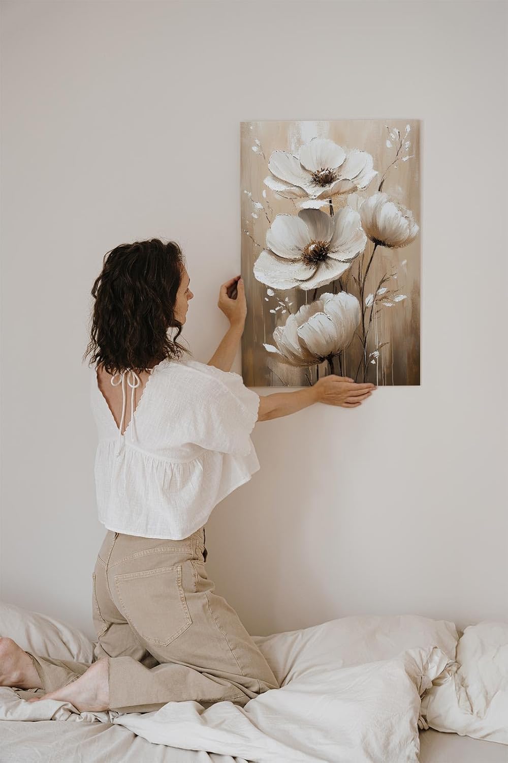 Paul Sinus 60x90cm Wandbild Blütenpracht in Beige – Florale Meisterkunst mit ausdrucksstarker Blume