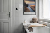 Paul Sinus Leinwandbild 60x90cm The Quiet Refuge Leinwandbild malerische Küstenlandschaft mit ruhigem Wasser und dramatischem Himmel