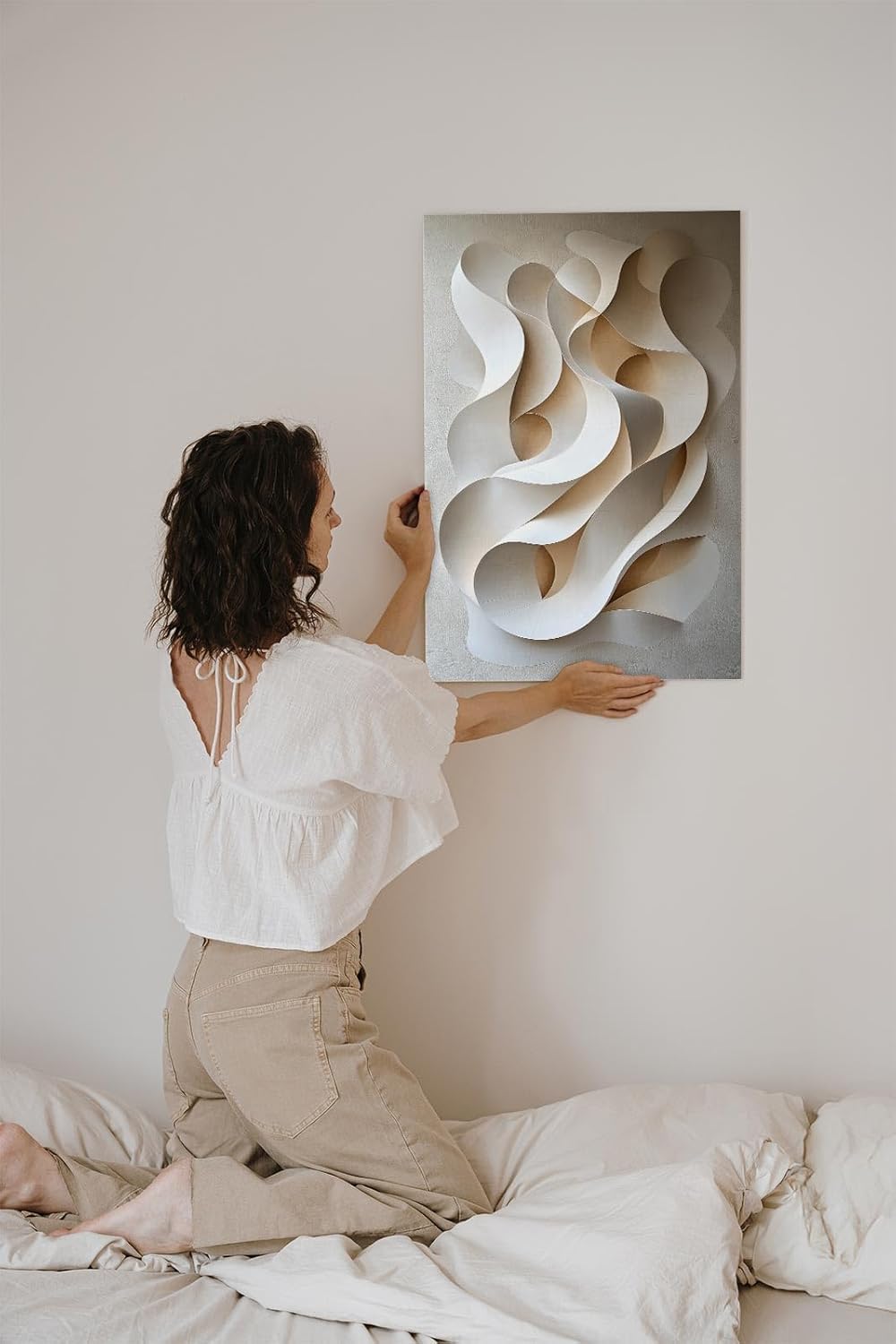 Paul Sinus 60x90cm Wandbild, Atemberaubende Bewegung in Fokuskurven – abstrakte 3D-Wellen in zarten Naturtönen