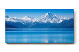 Sinus Art Wandbild 120x80cm Stimmungsvolle Alpenlandschaft mit ruhiger Wasserfläche und majestätischen Gipfeln