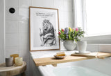 Paul Sinus Poster/Leinwandbild/Rahmenoption – Königlicher Löwe auf Toilette „Im Thronsaal…“ – Lustige WC-Deko für dein Badezimmer