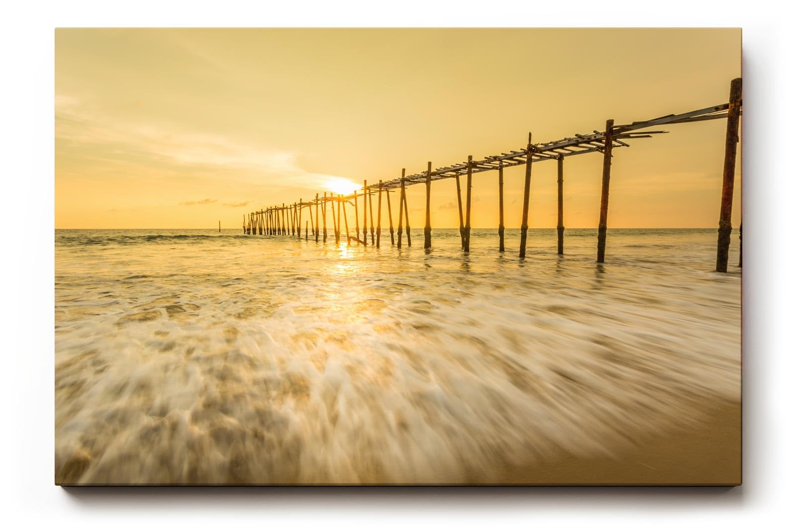 Sinus Art Wandbild 120x80cm Stimmungsvolle Aufnahme eines alten Holzstegs im goldenen Sonnenlicht auf offener See