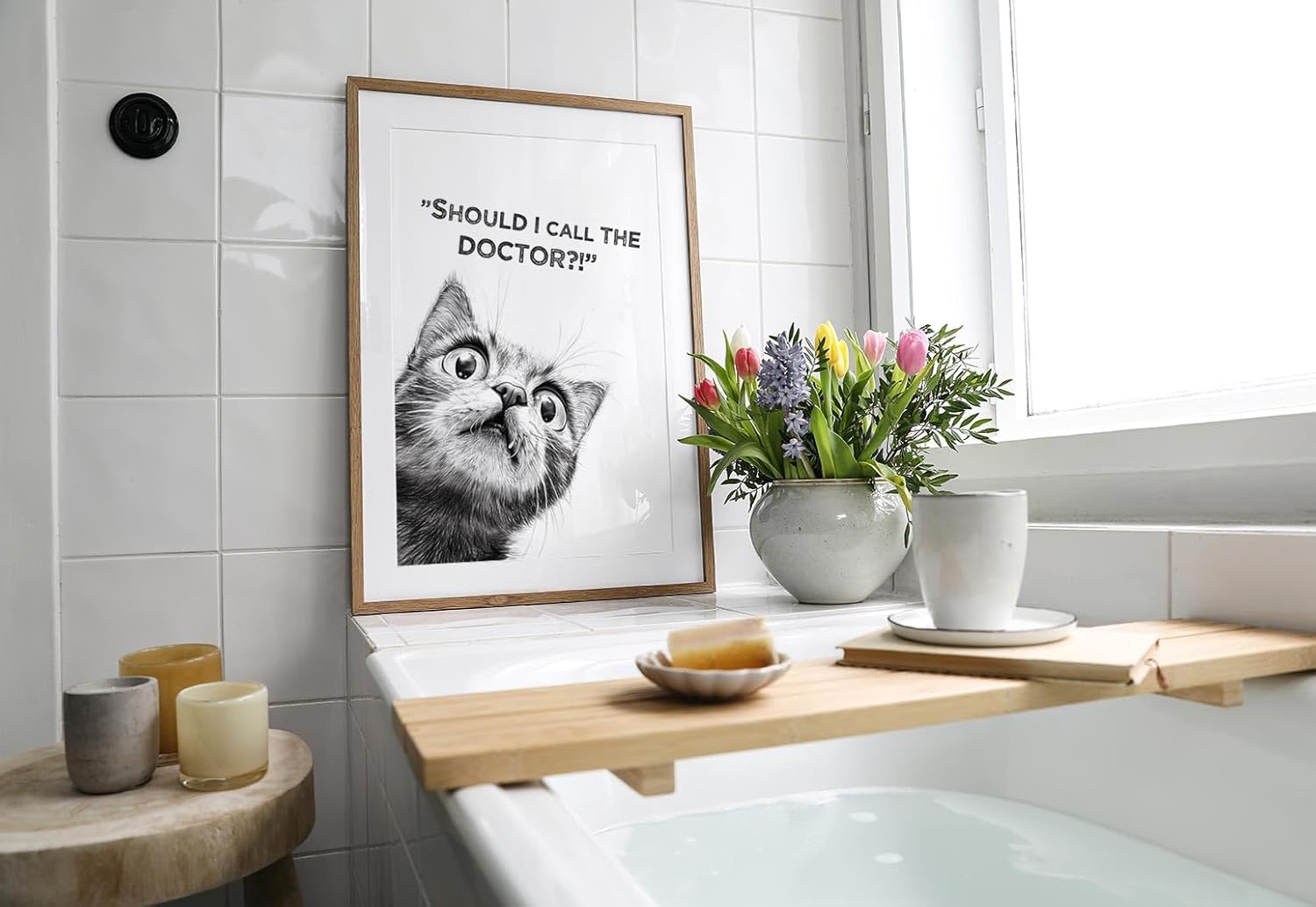 Paul Sinus Poster/Leinwandbild/Rahmenoption Lustiges Katzenbild – Witzige Klo-Deko fürs Gäste-WC – Perfekt für Humorvolle