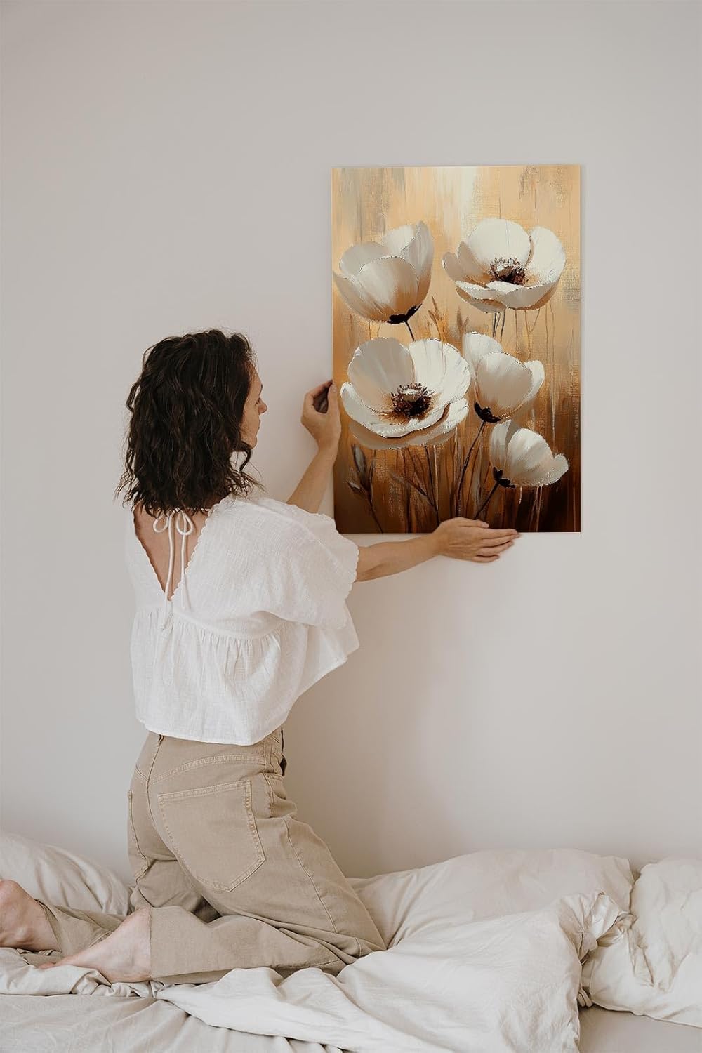 Paul Sinus 60x90cm Wandbild Leuchtende Blüten in Beige – Ausdrucksvolle Blumenpracht mit stilvoller Blume