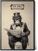 Paul Sinus Poster/Leinwandbild/Rahmenoption – Eleganter Affe „VIP ONLY – Very Important Poopers“ – Lustige WC-Deko für dein Badezimmer