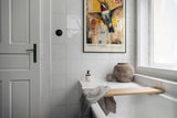 Paul Sinus Leinwandbild 60x90cm Leinwandbild Urban Flight – Farbenfroher Kolibri auf abstraktem Hintergrund, moderne Mixed-Media-Kunst