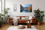 Sinus Art Wandbild 120x80cm Spiegelglatter See vor verschneiten Bergen und herbstlich gefärbtem Wald