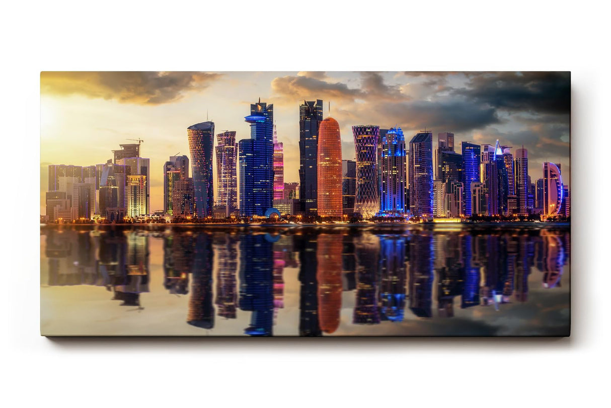 Sinus Art Wandbild 120x80cm Moderne Skyline spiegelt sich im Wasser bei untergehender Sonne – urbanes Highlight