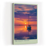 Paul Sinus Wandbild in 40x60cm Segelboot bei Sonnenuntergang mit violett-orangefarbenem Himmel und ruhiger Wasserfläche