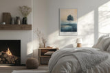 Paul Sinus Leinwandbild 40x60cm Harmonie im Nebel – Sanfte Landschaft mit Bäumen, ruhigem Wasser und nebelverhüllter Atmosphäre