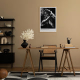 Paul Sinus Leinwandbild 60x90cm faszinierende Noir-Fotografie einer eleganten Frau im Spiel von Licht und Schatten, stilvolle Schwarz-Weiß-Kunst