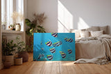 Sinus Art Wandbild 120x80cm Schwarm eleganter Bannerfische in natürlicher Bewegung – faszinierendes Meeresmotiv
