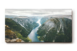 Sinus Art Wandbild 120x80cm Beeindruckende Aussicht auf schmalen Fjord zwischen steilen Felsen für imposante Raumwirkung