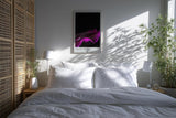Paul Sinus Kunstdruck 40x60cm Velvet Bloom – samtige Blütenform in dunklem Violett auf Schwarz