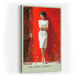Paul Sinus Wandbild in 40x60cm Frau in weißem Kleid an roter Tür – elegantes Porträt mit zeitloser Ausstrahlung