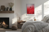 Paul Sinus Leinwandbild 60x90cm Stand Alone – Blume, Natur, Rot, Leidenschaft, Einsamkeit, Schönheit, Minimalismus, Kunst, Fotografie, Eleganz