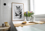 Paul Sinus Poster/Leinwandbild/Rahmenoption Lustiges Katzenbild – Witzige Klo-Deko für dein Badezimmer – Perfekt für Gäste-WCs