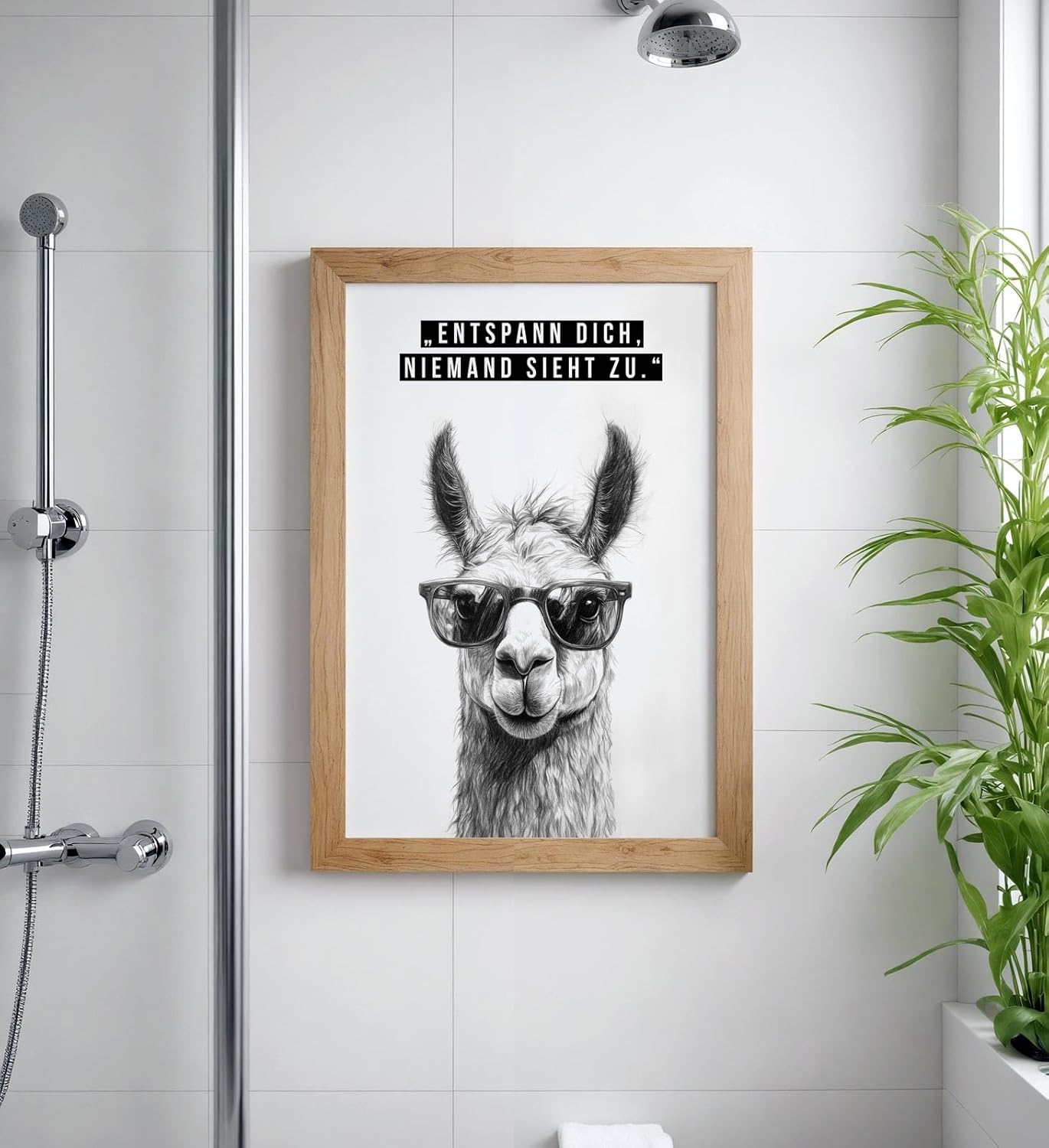 Paul Sinus Poster/Leinwandbild/Rahmenoption Lustiges Lamabild – Coole Klo-Deko fürs Gäste-WC – Perfekt für Humorvolle