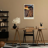 Paul Sinus Leinwandbild 80x120cm Wadi Rum Einsamer Wächter – Mystische Wüstenlandschaft mit Baum und dramatischem Sonnenuntergang in Jordanien, Natur