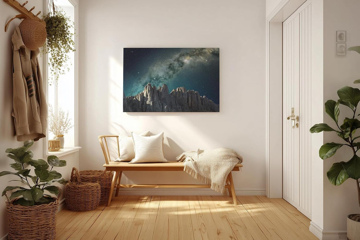 Sinus Art Wandbild 120x80cm Atemberaubendes Motiv mit Felsmassiv und galaktischem Lichtband über dunklem Himmel