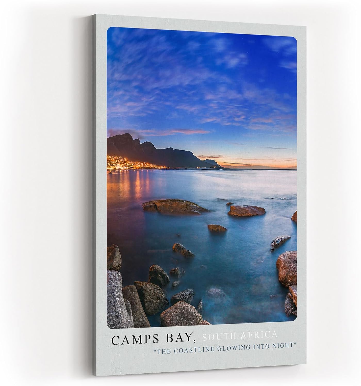 Paul Sinus Kunstdruck 40x60cm Camps Bay South Africa Küstenlinie bei Abenddämmerung mit Lichtspiegelung und Felsformationen