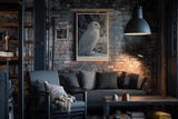 Paul Sinus Wandbild in 40x60cm Snowy Owl – elegante Schneeeule im Profil mit feiner Gefiederzeichnung vor winterlicher Kulisse