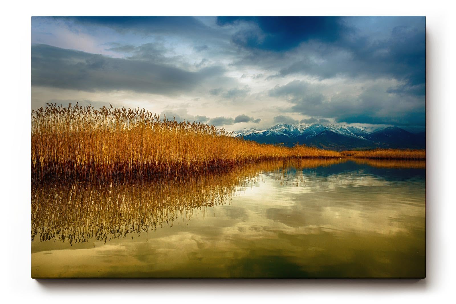 Sinus Art Wandbild 120x80cm Faszinierende Spiegelung von Schilf und Bergen in stillem Wasser – harmonisch und beruhigend
