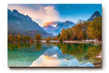 Sinus Art Wandbild 120x80cm Bunt gefärbter Herbstwald am See mit Spiegelung vor alpiner Kulisse für harmonische Raumwirkung