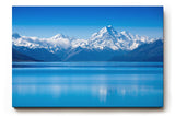 Sinus Art Wandbild 120x80cm Stimmungsvolle Alpenlandschaft mit ruhiger Wasserfläche und majestätischen Gipfeln