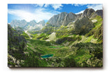 Sinus Art Wandbild 120x80cm Atemberaubendes Hochgebirgspanorama mit grünen Hängen und türkisfarbenem Bergsee im Tal