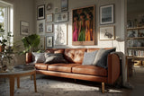 Paul Sinus Wandbild in 40x60cm Old Money Fashion – Elegante Damen in farbenfrohen Kleidern vor floralem Hintergrund, stilvolles Retro-Design für luxuriöse Wohnakzente
