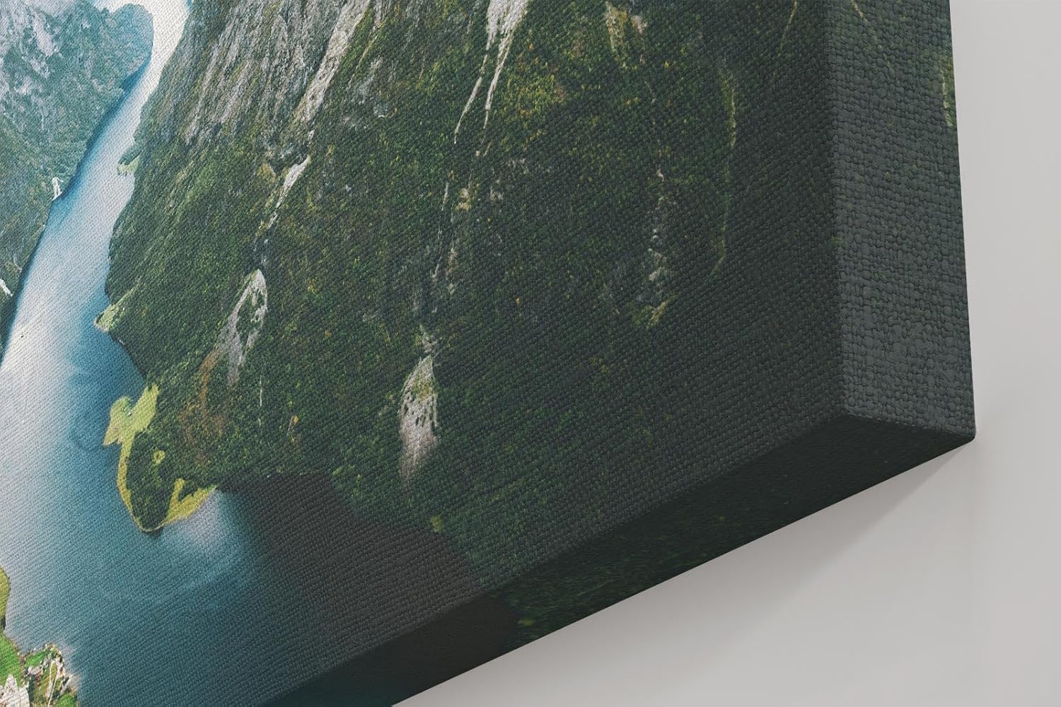 Sinus Art Wandbild 120x80cm Beeindruckende Aussicht auf schmalen Fjord zwischen steilen Felsen für imposante Raumwirkung