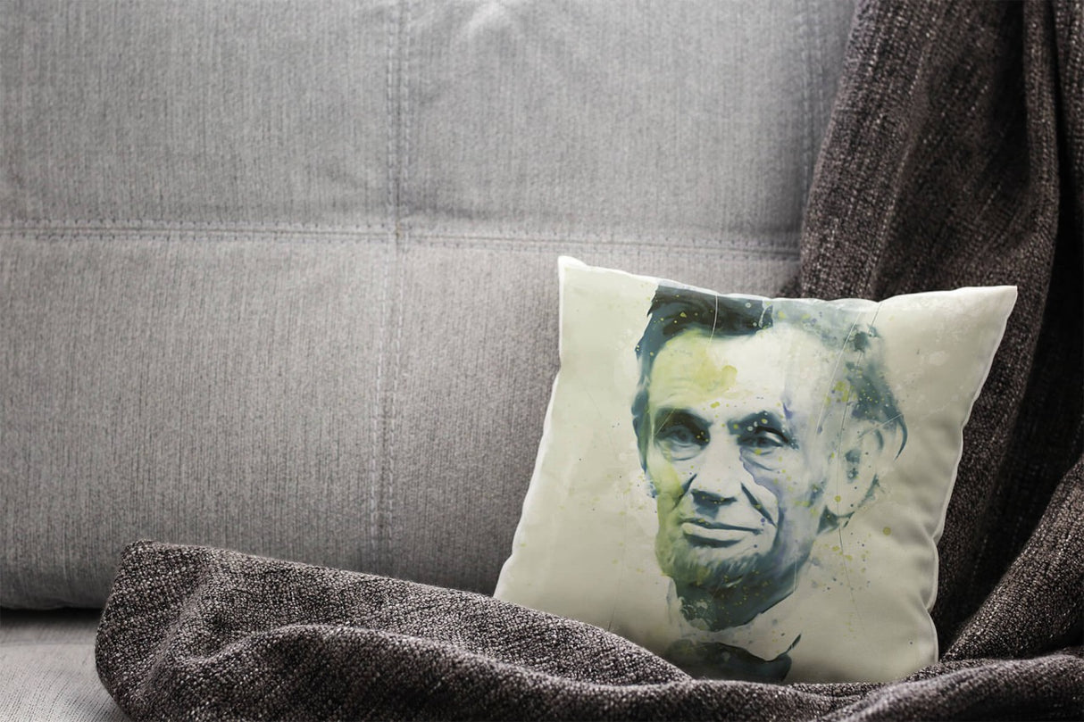 Abraham_Lincoln_IwreXbDTpuEaAf_1280x1280.jpg