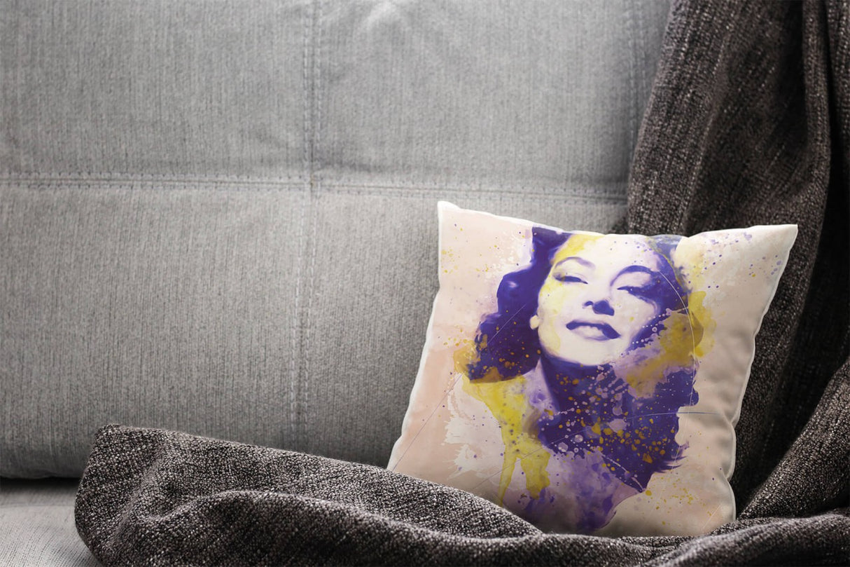 Ava_Gardner_IIIzgN2xlgpEkFZZ_1280x1280.jpg
