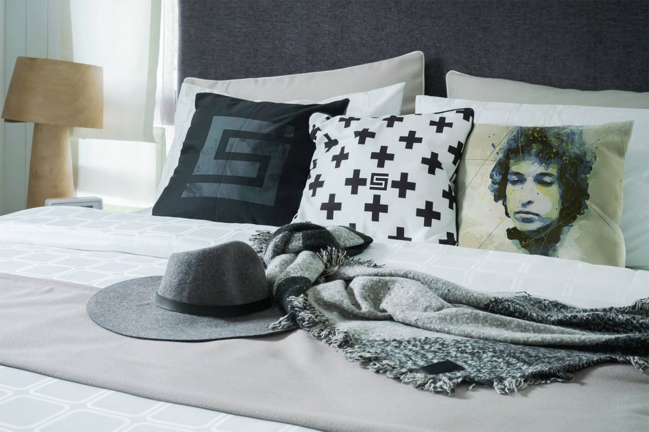 Bob_Dylan_IMP8WFUTcInegF_1280x1280.jpg