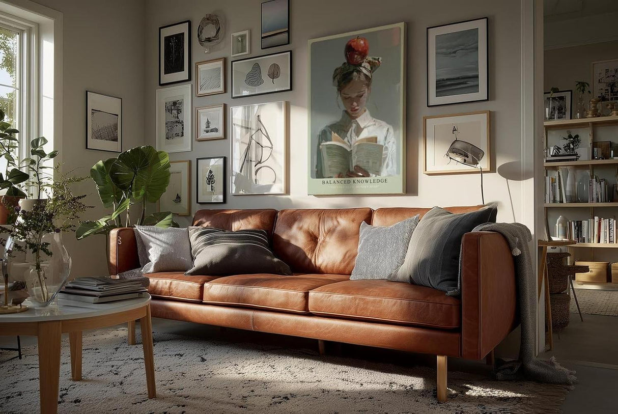Paul Sinus Wandbild in 40x60cm Balanced Knowledge – Kreatives Porträt einer jungen Frau mit Apfel auf dem Kopf, vertieft ins Lesen, moderne Bilder mit ausdrucksstarker Komposition