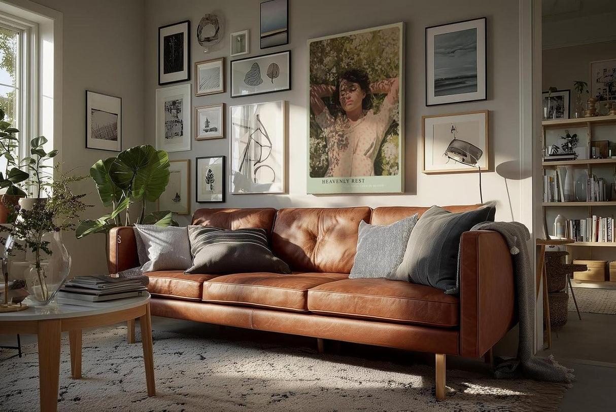 Paul Sinus Wandbild in 40x60cm Heavenly Rest – Liegendes Porträt einer jungen Frau im Blumenfeld, mit geschlossenen Augen, moderne Bilder in sanften Pastelltönen, friedlich und träumerisch