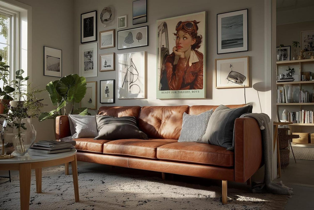 Paul Sinus Wandbild in 40x60cm Ready for Takeoff, Boys – Pin-up-Pilotin in Lederjacke und Fliegerbrille mit verträumtem Blick