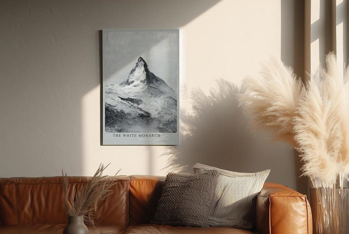 Paul Sinus Wandbild in 40x60cm The White Monarch Schneebedeckter Berggipfel in monochromer Darstellung mit majestätischer Präsenz