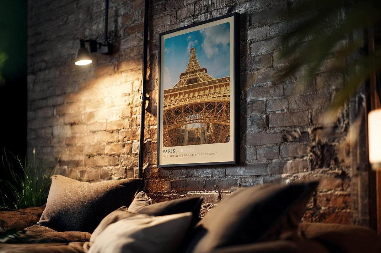 Paul Sinus Kunstdruck 40x60cm Paris Eiffelturm Architekturaufnahme aus ungewöhnlicher Perspektive mit Himmel