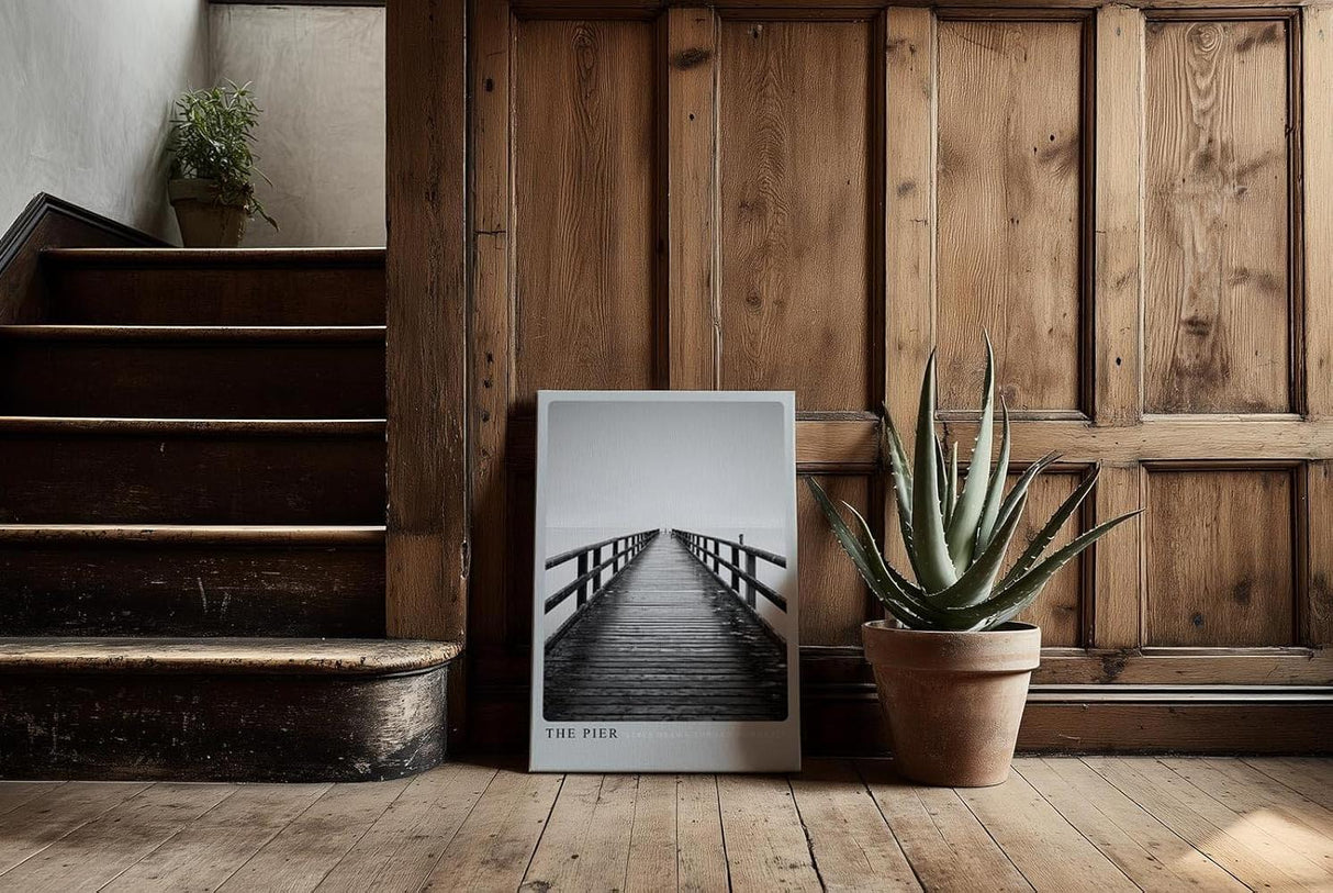 Paul Sinus Kunstdruck 40x60cm Pier Steg Schwarzweiß Minimalismus Fotografie Meer Horizont
