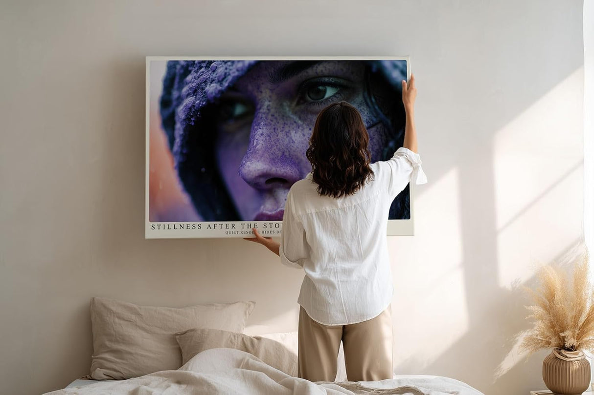 Paul Sinus Wandbild 120x80cm Frauenportraet nach Regen emotionale Fotokunst moderne Portrait Fotografie violette Farben stilvolle Wanddekoration fuer Wohnzimmer Büro