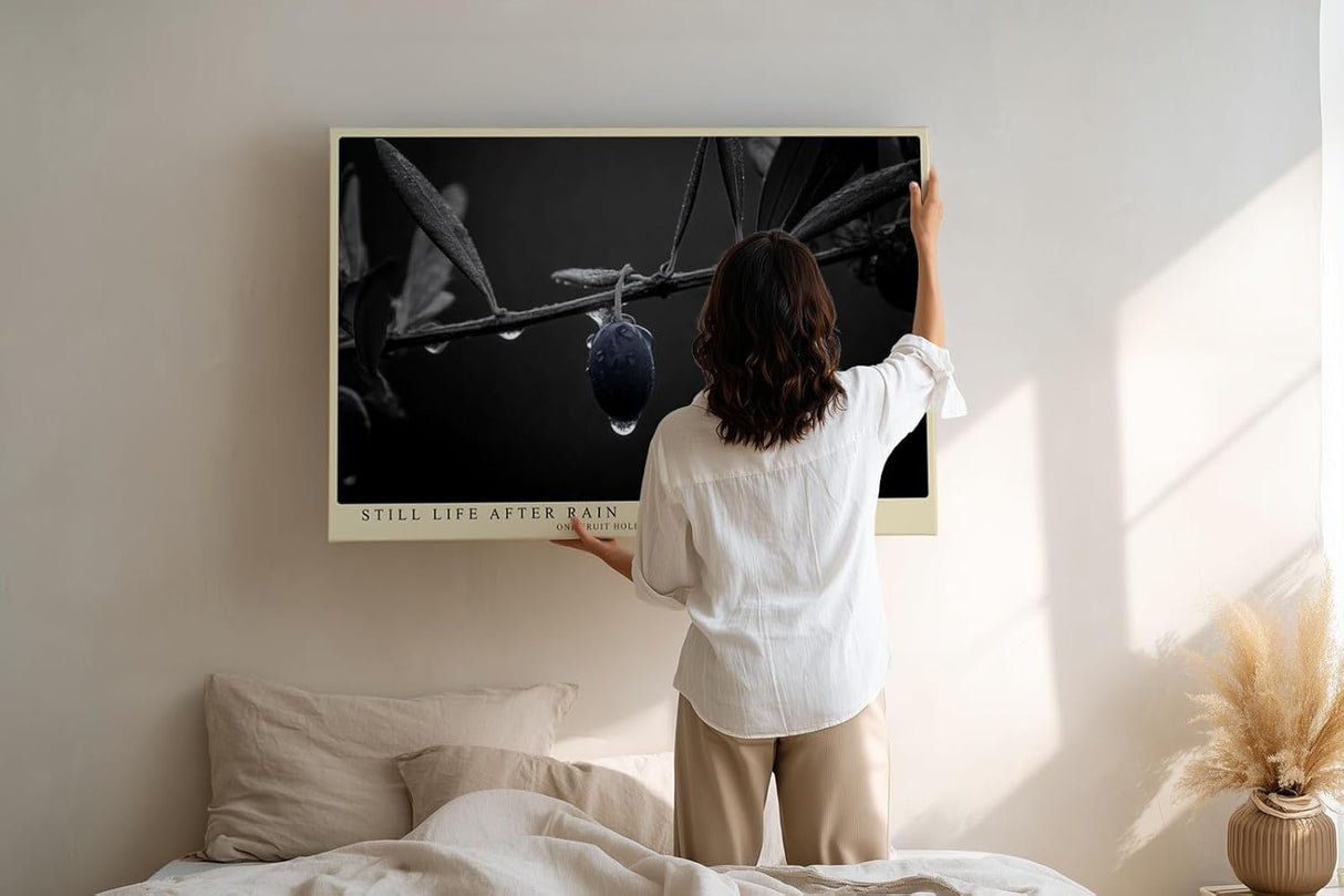 Paul Sinus Wandbild 120x80cm Olive Zweig Stillleben Schwarz Weiss Naturfotografie elegantes Kunstposter minimalistische Wanddekoration fuer Wohnzimmer Kueche Esszimmer Büro