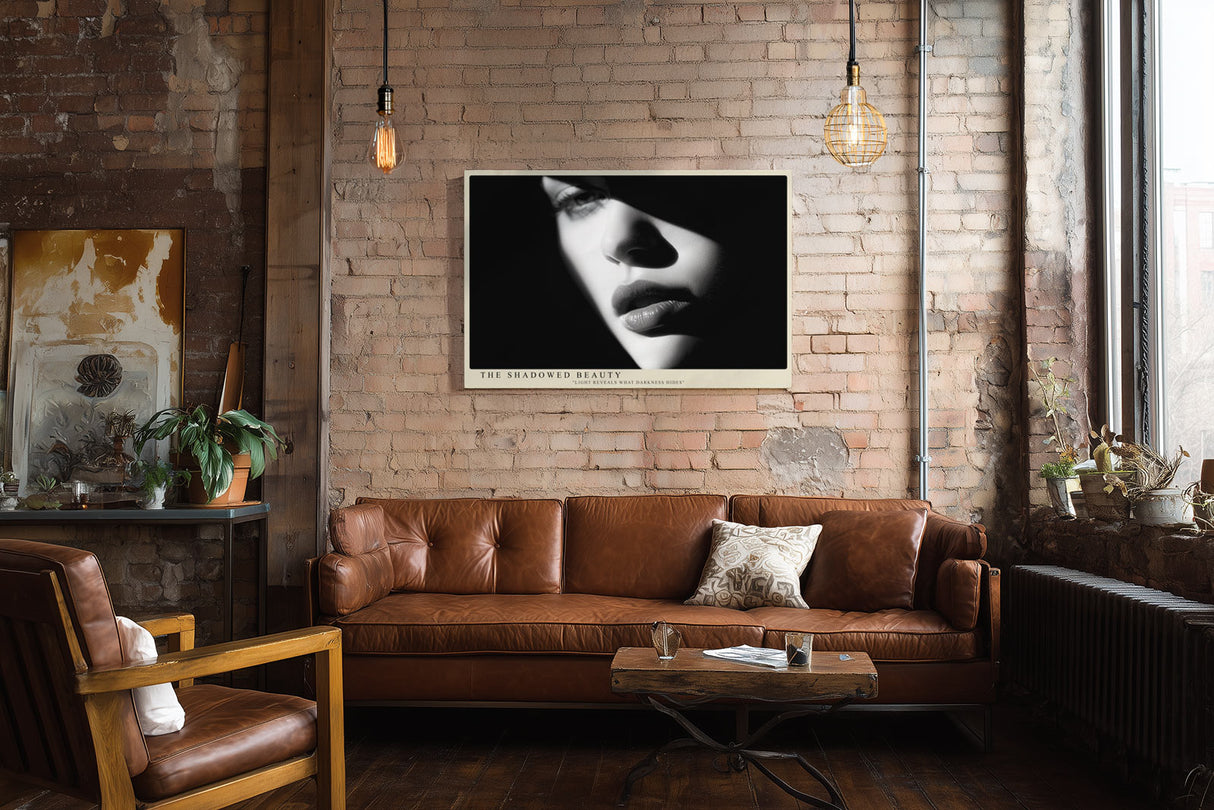 Paul Sinus Wandbild The Shadowed Beauty edles Porträtmotiv in Schwarzweiß mit starkem Licht-Schatten-Spiel für moderne Wohnräume mit Ausdruck und Tiefe