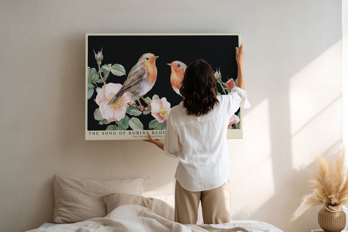 Paul Sinus Wandbild The Song of Robins Bloom – Zarte Darstellung zweier Rotkehlchen auf blühenden Zweigen – Romantisches Wandbild voller Leichtigkeit und Harmonie.
