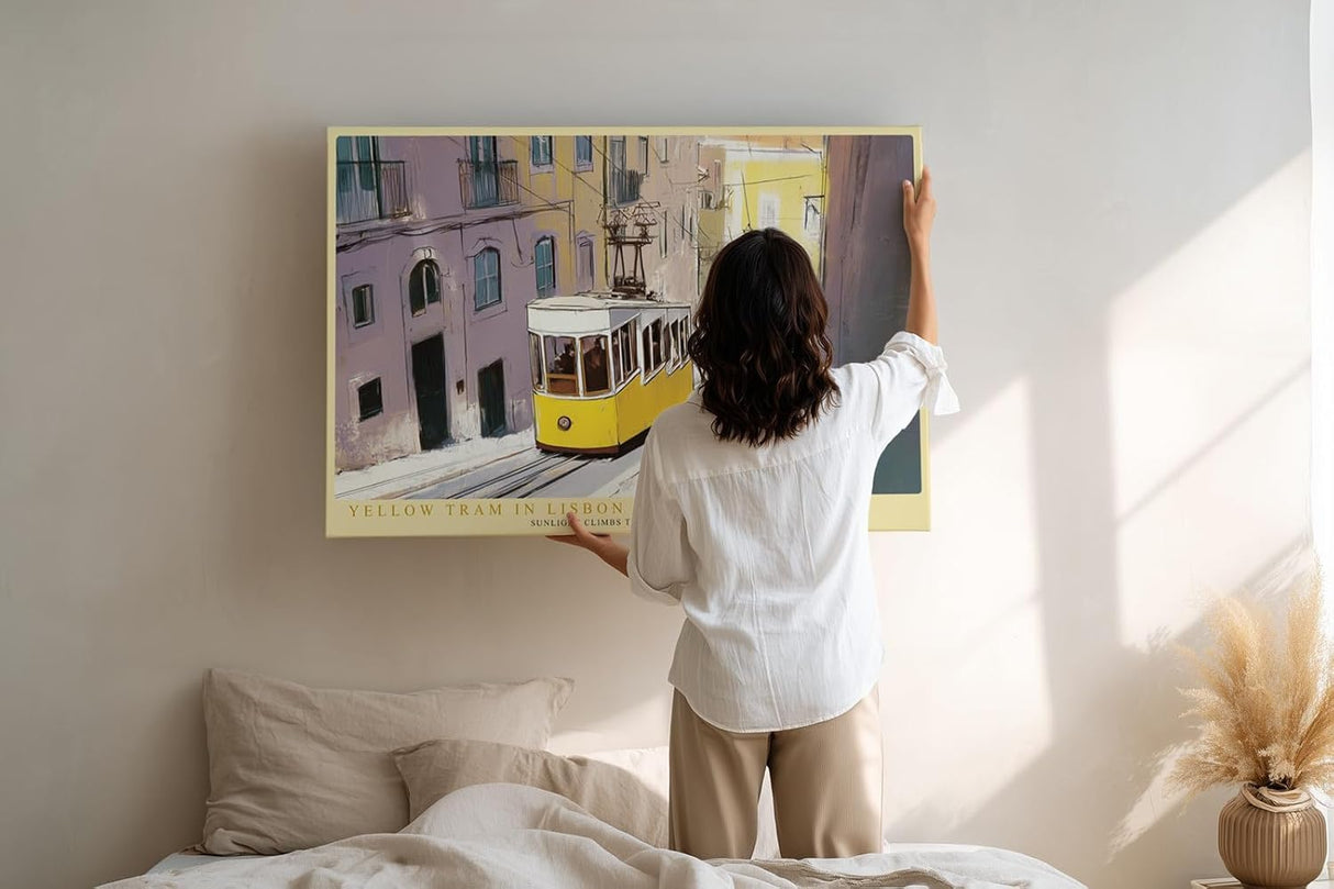 Paul Sinus Wandbild 120x80cm Yellow Tram in Lisbon Stadt Szene Straßenbahn Lissabon Reise Kunst Poster für Wohnzimmer Büro Flur