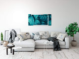 shutterstock_1303362817MruXRasBfxRBs_1280x1280.jpg